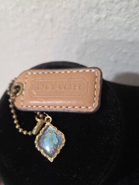COACH  Vintach Tan Leather Tag Key & Blue Floral Gold Charm